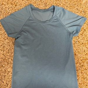 Lululemon Swiftly Tech Short-Sleeve Shirt 2.0